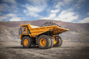 240 F 205382904 JPFuLWoynWMDQwfT3AoCq6aPyuOWZe1i